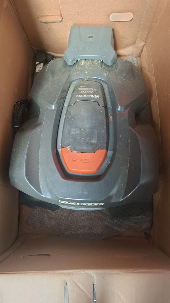 Robot husqvarna 430x avec station, Enlèvement, Utilisé