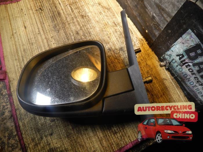 Buitenspiegel links van een Renault Kangoo, Auto-onderdelen, Spiegels, Renault, Gebruikt, 3 maanden garantie, Ophalen of Verzenden