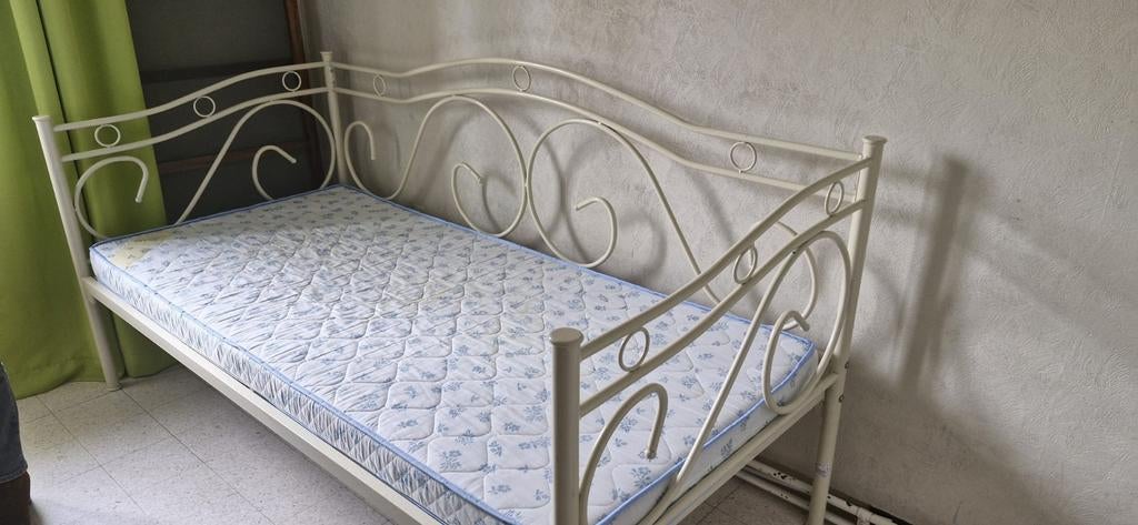 Lit simple à donner., Enlèvement