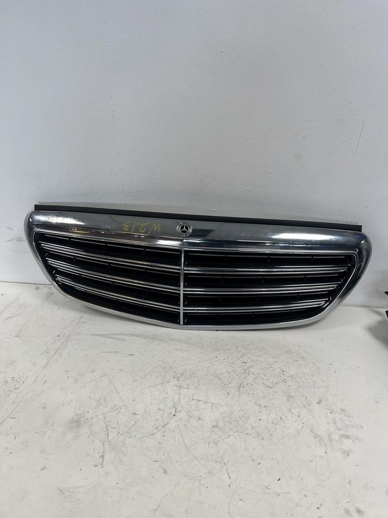 MERCEDES-BENZ E Class W213 grill, Auto-onderdelen, Overige Auto-onderdelen, Mercedes-Benz, Gebruikt, Ophalen of Verzenden