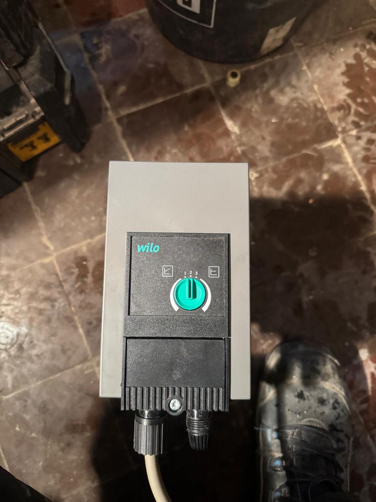 Wilo Yonos MAXO 40/0,5-4 circulatiepomp, Ophalen of Verzenden, Zo goed als nieuw