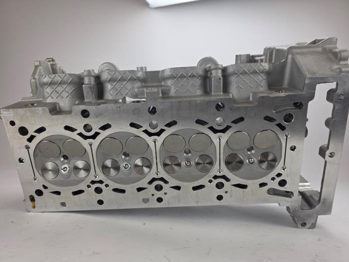 Culasse d'un Mercedes CLA, Autos : Pièces & Accessoires, Moteurs & Accessoires, Mercedes-Benz, Utilisé, 3 mois de garantie, Enlèvement ou Envoi