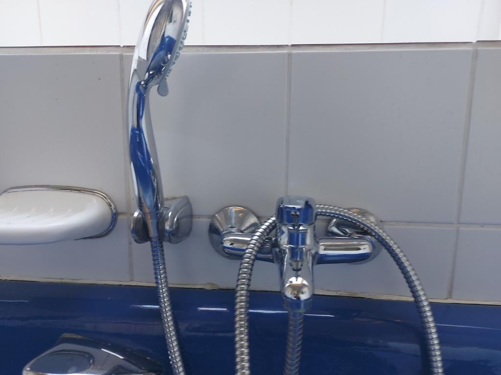 Badkraan en handsproeier met flexibele darm grohe, Ophalen of Verzenden, Gebruikt, Chroom
