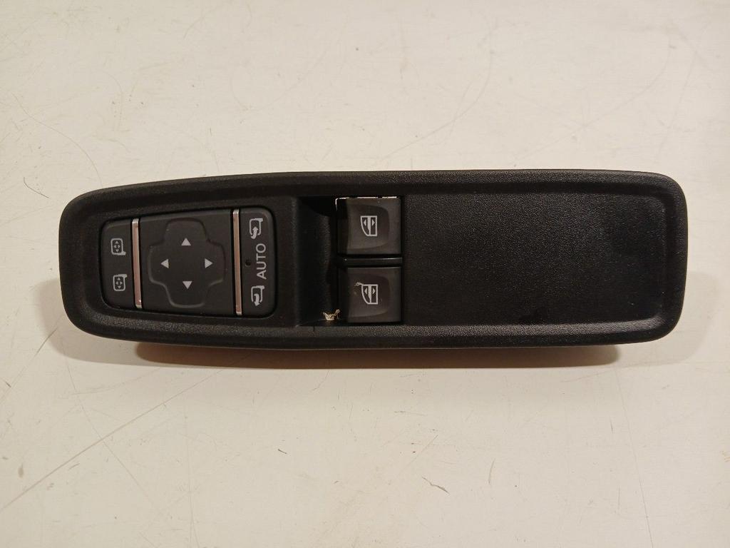 Bedieningspaneel elektrische ramen Renault Kangoo, Onderdelen@venauto.nl, Van der Ven Autorecycling B.V., Ettenseweg 76, 4706 PB Roosendaal, The Netherlands