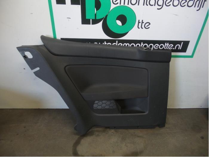 Zijpaneel Bekleding links-achter van een Volkswagen Golf (Go, Auto-onderdelen, Interieur en Bekleding, Volkswagen, Gebruikt, 3 maanden garantie