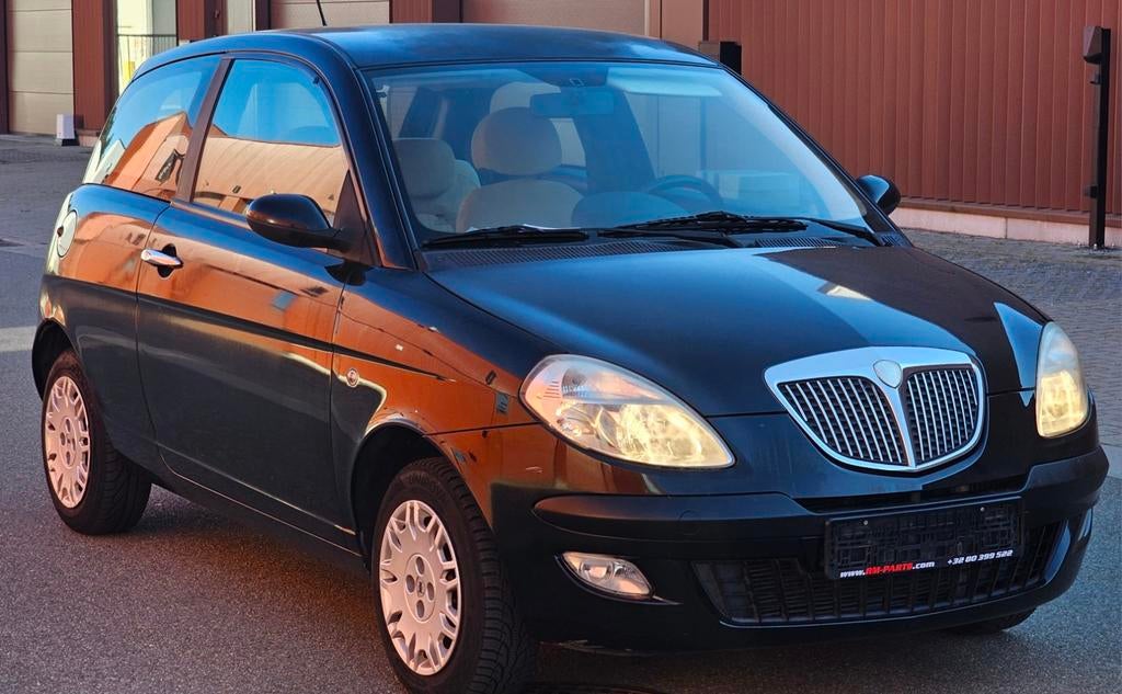 Lancia  ypsilon 1.3 jtd bj  2007 (airco) 210000 km gekeurd, Particulier, Te koop