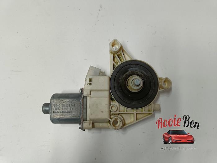 Moteur de vitre portière d'un Mercedes E-Klasse, Autos : Pièces & Accessoires, Carrosserie & Tôlerie, Mercedes-Benz, Utilisé, 3 mois de garantie