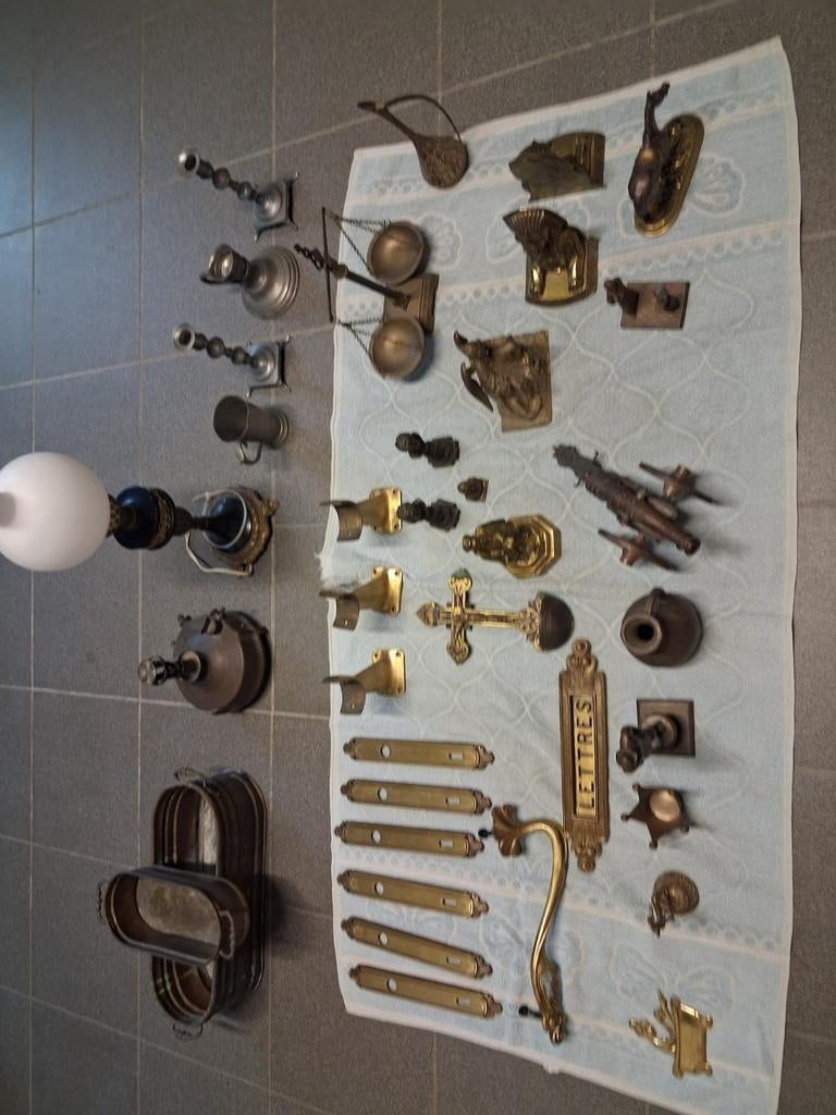 Lot d objets anciens en métal (laiton, bronze, étain), Antiquités & Art, Antiquités | Autres Antiquités, Enlèvement