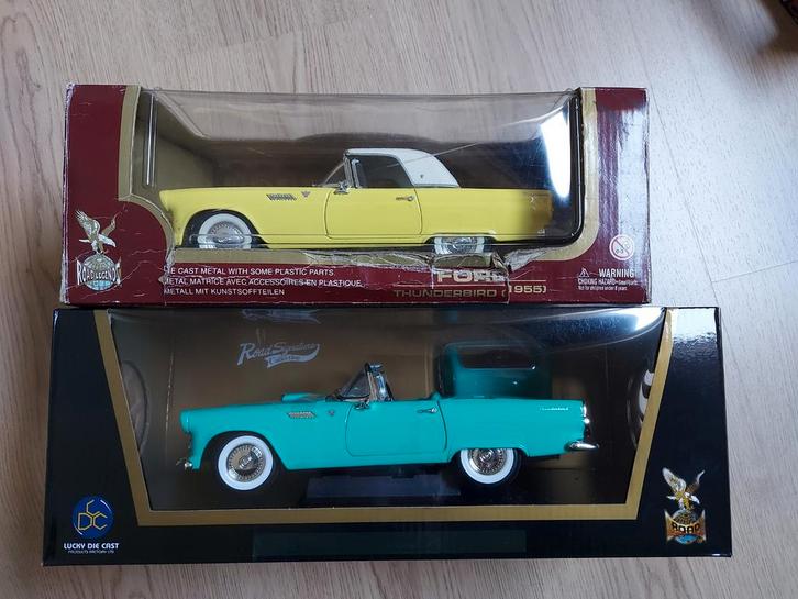 1955 Ford Thunderbird Road Signature, Hobby en Vrije tijd, Modelauto's | 1:18, Ophalen of Verzenden
