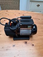 Water pomp E.M.G, Ophalen