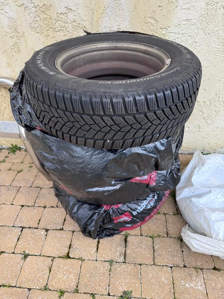 5 Pneus, Enlèvement, Comme neuf