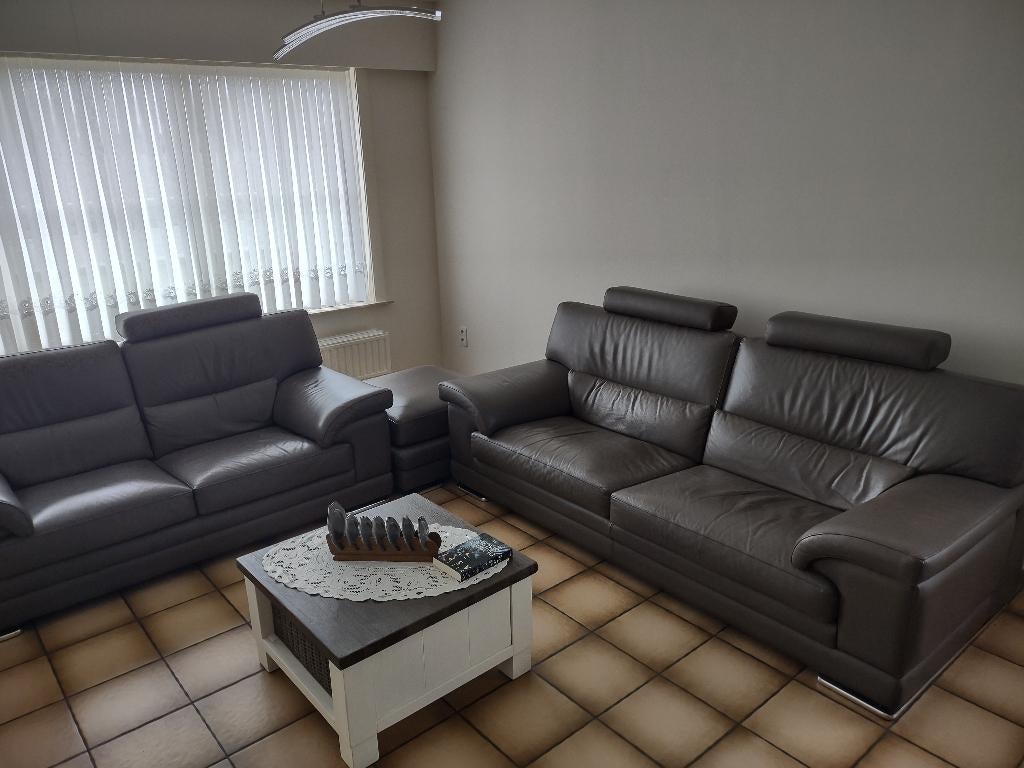 Bruin zitsalon van twee maal twee zitbanken, Huis en Inrichting, Ophalen, Gebruikt, Leer, Landelijk