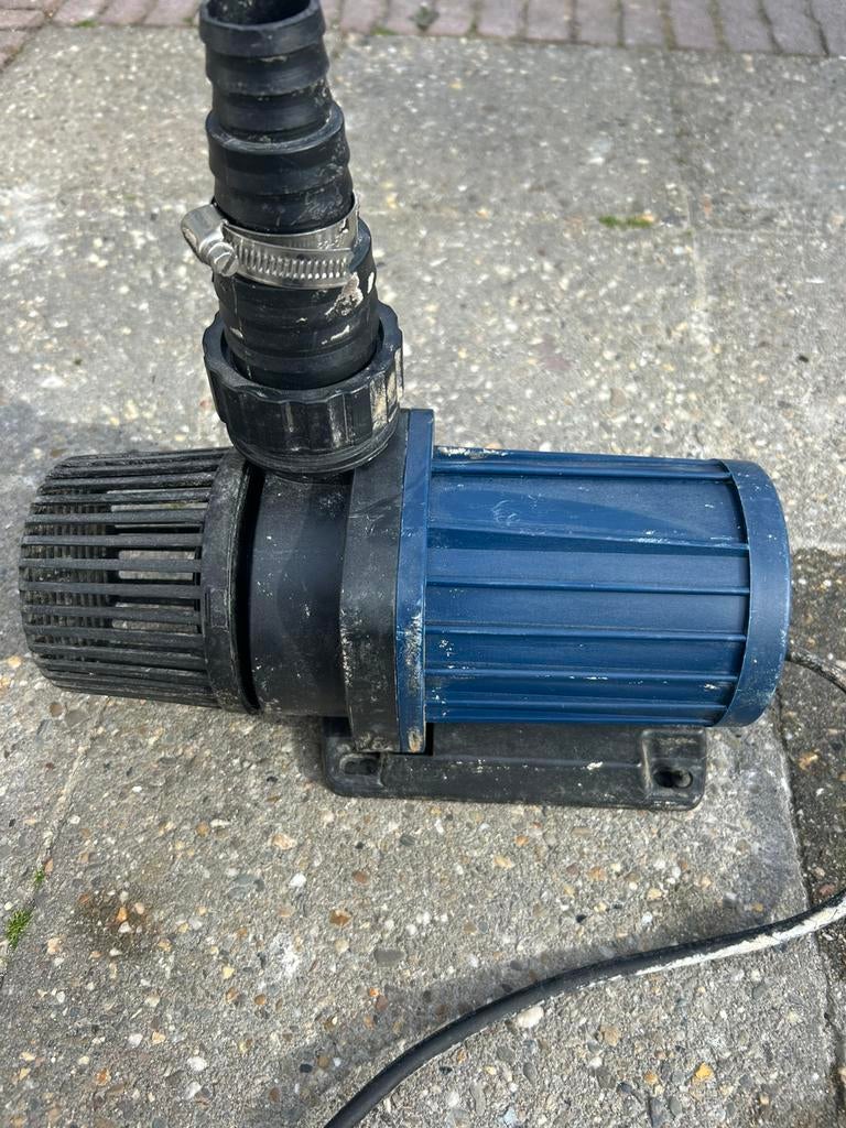 Te koop oquaforten 22000 vijverpomp zonder type plaatje, Tuin en Terras, Ophalen of Verzenden, Zo goed als nieuw, Vijverpomp