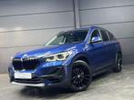 BMW X1 xDrive25e Hybride / Trekhaak / Leder / Camera /, Auto's, BMW, Gebruikt, Blauw, Leder, Bedrijf