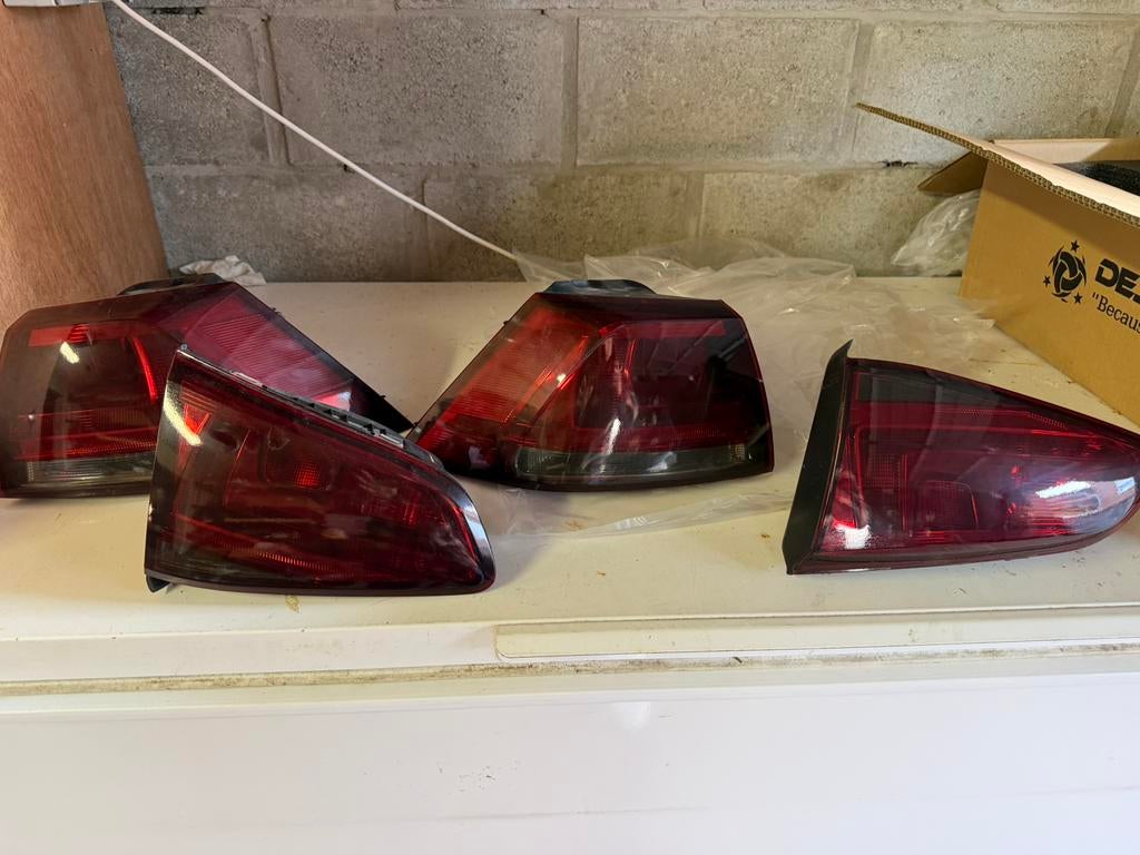 Golf achterlichten, Ophalen