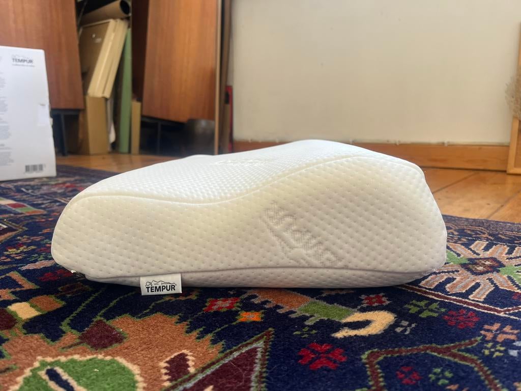 Tempur ergonomisch hoofdkussen, Ophalen of Verzenden, Zo goed als nieuw