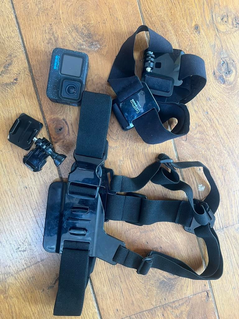 GoPro HERO 12 Black + accessoires, Enlèvement ou Envoi, Comme neuf, GoPro