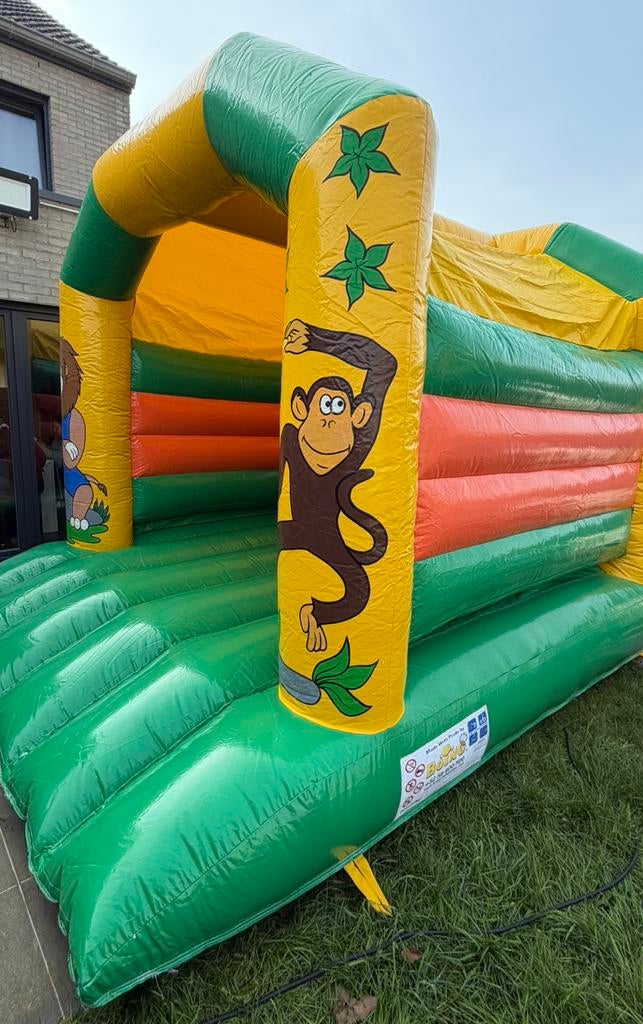 Springkasteel te koop, Ophalen, Zo goed als nieuw