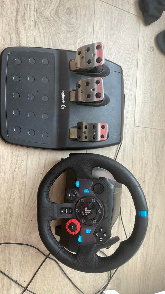 Volant PlayStation + pédales, Consoles de jeu & Jeux vidéo, Enlèvement, Utilisé, PlayStation 4