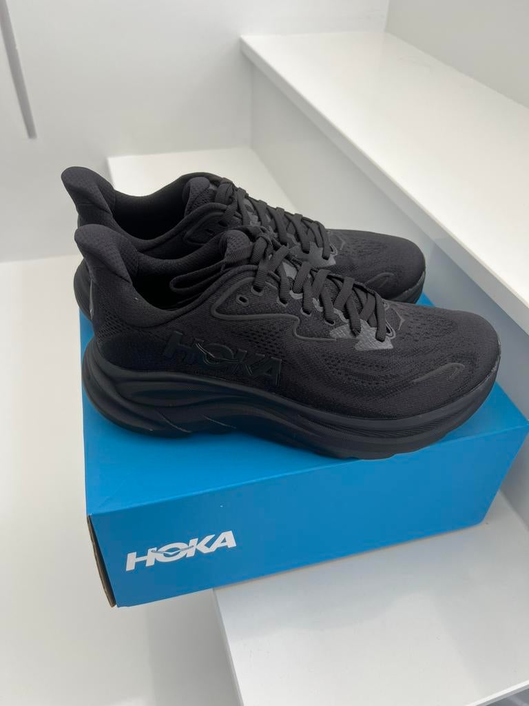 Chaussures hoka neuves jamais portées taille 39 1/3, Sports & Fitness, Course, Jogging & Athlétisme, Neuf, Autres marques, Course à pied