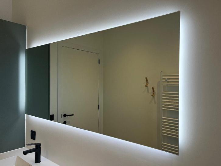 miroir de salle de bain, Maison & Meubles, Salle de bain | Meubles de Salle de bain, Comme neuf, Autres types, Moins de 100 cm