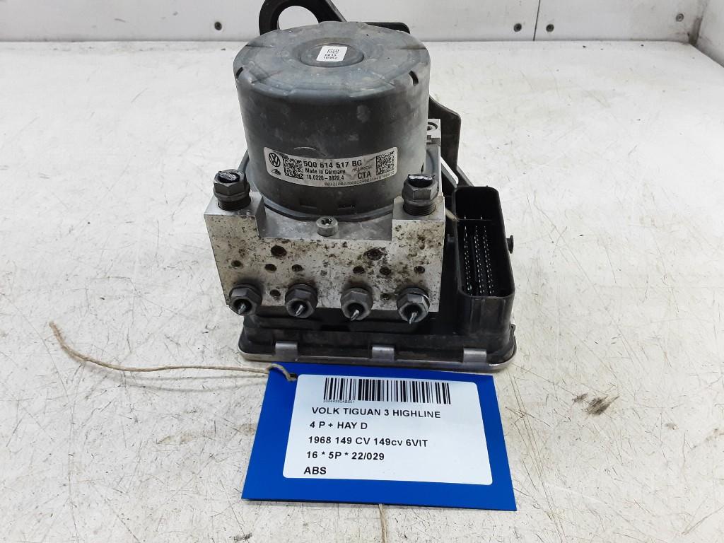 BLOC ABS (FREINS ANTI-BLOCAGE) Tiguan (AD1) (5Q0614517BG), Volkswagen, Mevr. I. Hauben, Utilisé, Rue de l'Espoir 34 34
4030  GRIVEGNÉE, BE