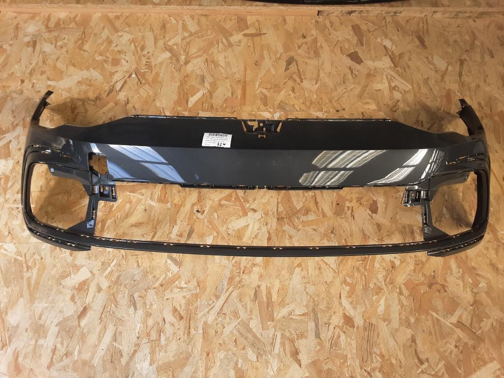 PARE-CHOCS AVANT Volkswagen Golf VIII (CD1) (5H0807221G), Pare-chocs, Volkswagen, Mevr. I. Hauben, Utilisé