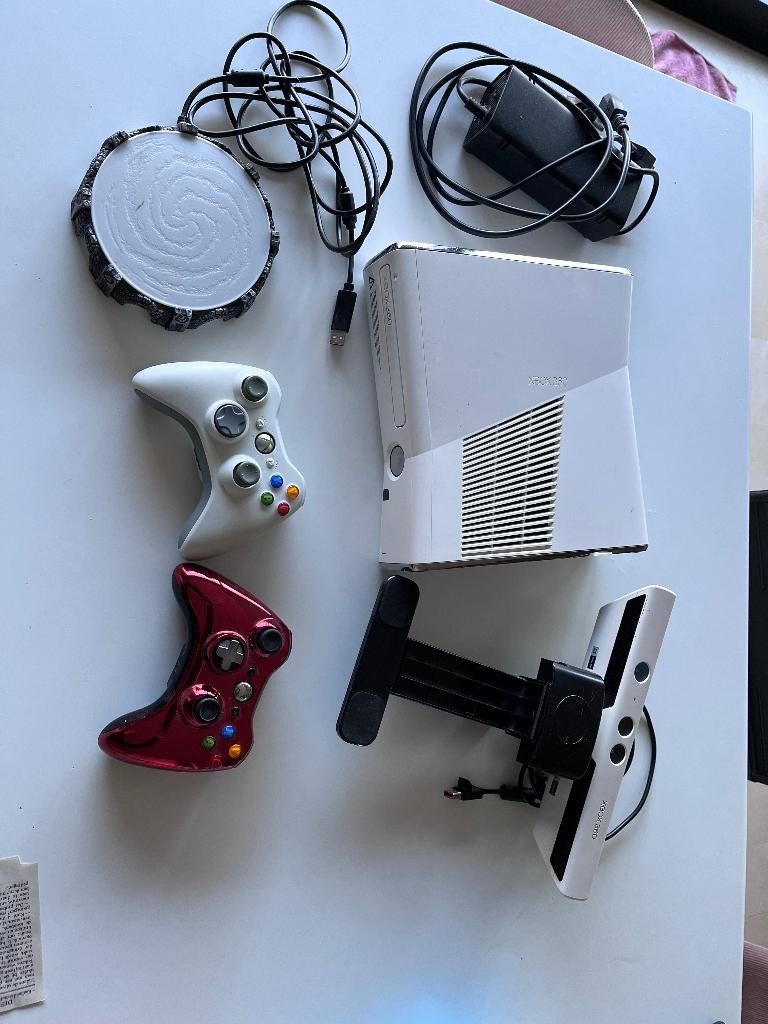 Xbox 360 spelconsole met toebehoren, Consoles de jeu & Jeux vidéo, Jeux | Xbox 360, 2 joueurs, Enlèvement, Utilisé