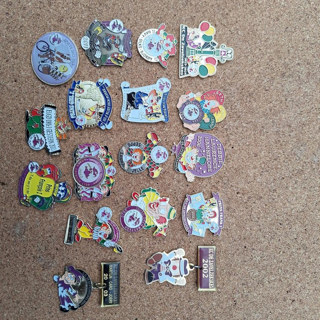 Pins zavelzekskes, Verzamelen, Ophalen of Verzenden