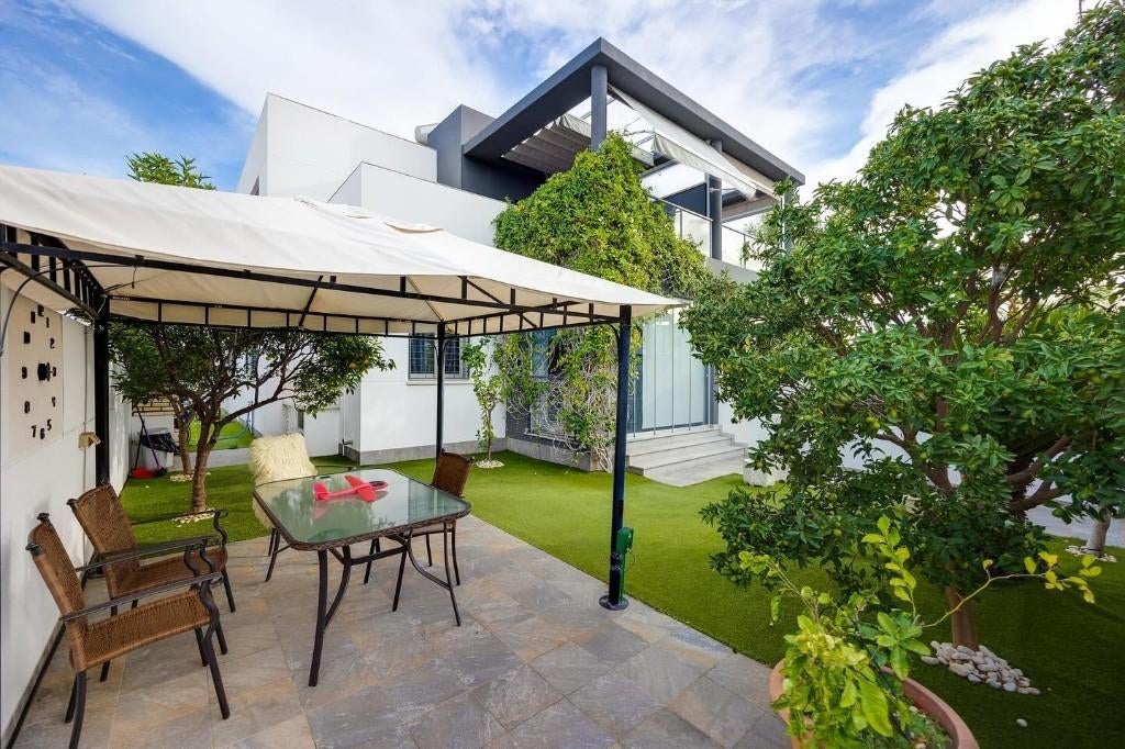 Duplex mitoyen à Torrevieja, Immo, Étranger, Espagne, Maison d'habitation, Autres