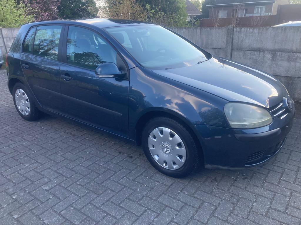 Volkswagen golf 5 1.9tdi, Autos, Volkswagen, Achat, Boîte manuelle, Noir, 5 portes