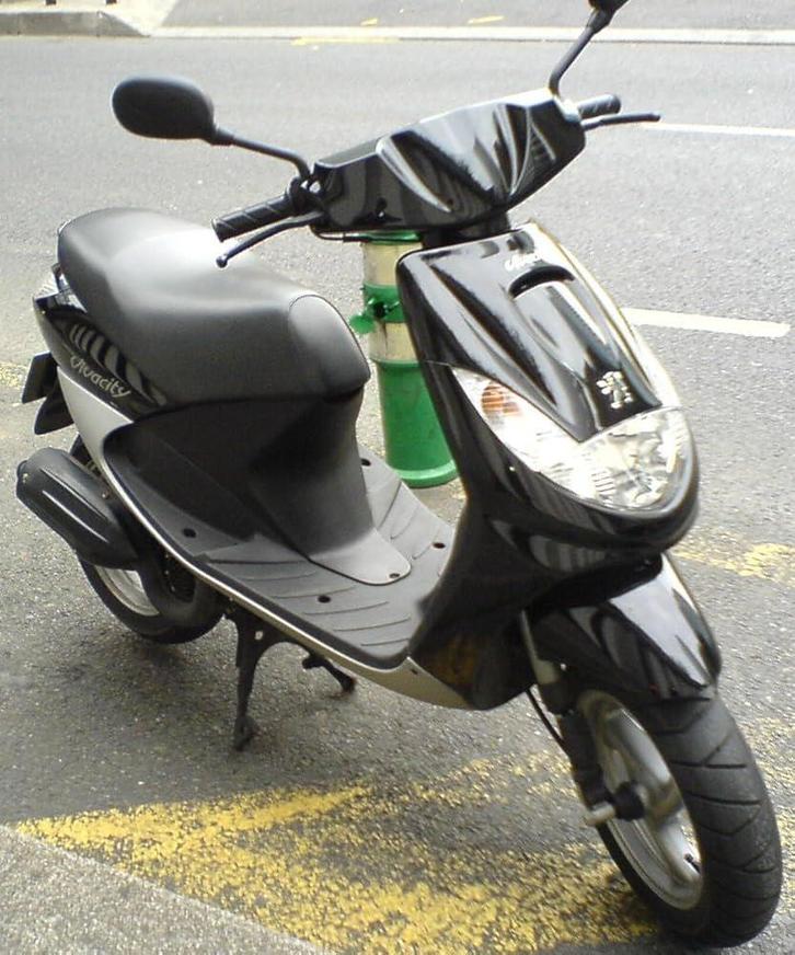Gratis opknap scooter gezocht !, Vélos & Vélomoteurs, Scooters | Peugeot, Comme neuf, Enlèvement