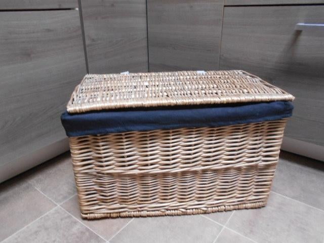 Paniers en osier/5 € l'unité, Maison & Meubles, Accessoires pour la Maison | Plataux & Paniers, Comme neuf, Panier, Osier, Enlèvement ou Envoi