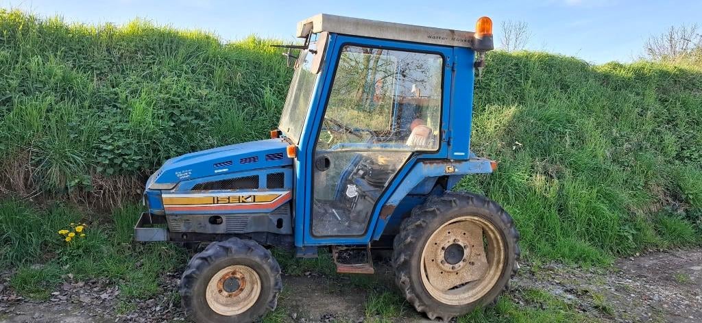 iseki tractor, Articles professionnels, Agriculture | Tracteurs, jusqu'à 2500, Autres marques, jusqu'à 80 ch, Utilisé, Enlèvement