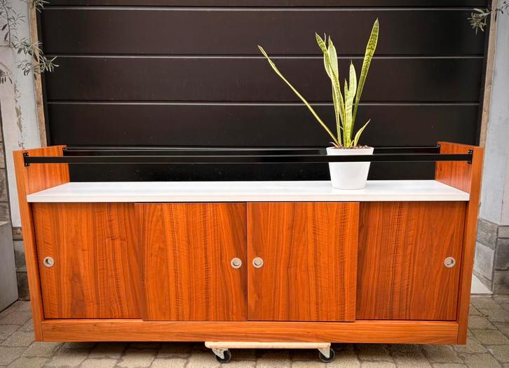 Mid-Century Modern Dressoir- Roomdivider, Huis en Inrichting, Kasten | Dressoirs, Zo goed als nieuw, Ophalen