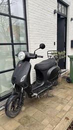 Gts toscana voor opmaak, Enlèvement, Utilisé, Classe A (25 km/h), Essence