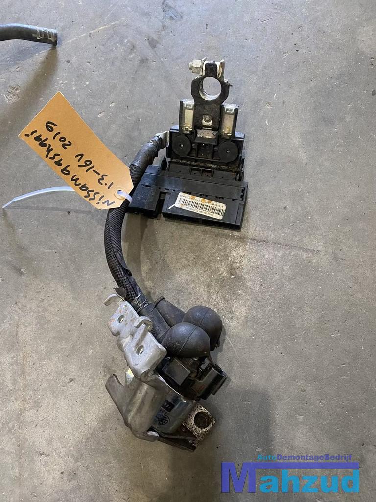 NISSAN QASHQAI Accupool accu klem start relais 25116BB50A, Nissan Motor Co., Ltd., Takashima 1-chome 1-1
220-8686  Yokohama, Utilisé