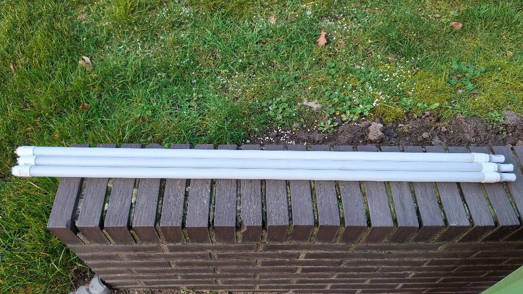 3 x LED TL lampen SelectPlus LEDtube T8 4000K €4/st. €10/3st, Ophalen, Zo goed als nieuw