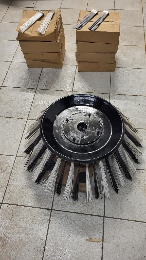veegborstel/onkruidborstel, Doe-het-zelf en Bouw, Reinigingsmachines, Zo goed als nieuw, Ophalen