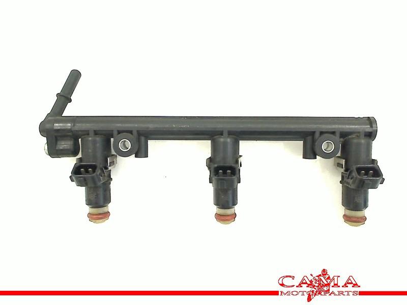 INJECTOR BRANDSTOF Triumph, Dhr. S. di Majo, Gebruikt, Info@cama-motorparts.nl, P.J. Troelstraweg 8 8
3144 CX  MAASSLUIS, NL