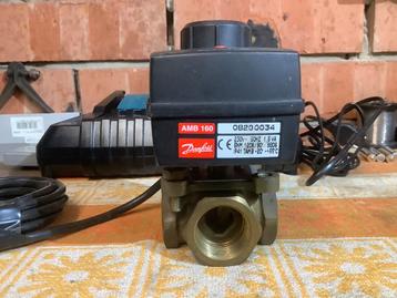 Automatische 4weg mengkraan beschikbaar voor biedingen