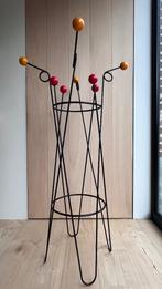 Kleine kleurrijke vintage kapstok – Roger Féraud, Huis en Inrichting, Ophalen, Gebruikt, 100 tot 150 cm, Metaal