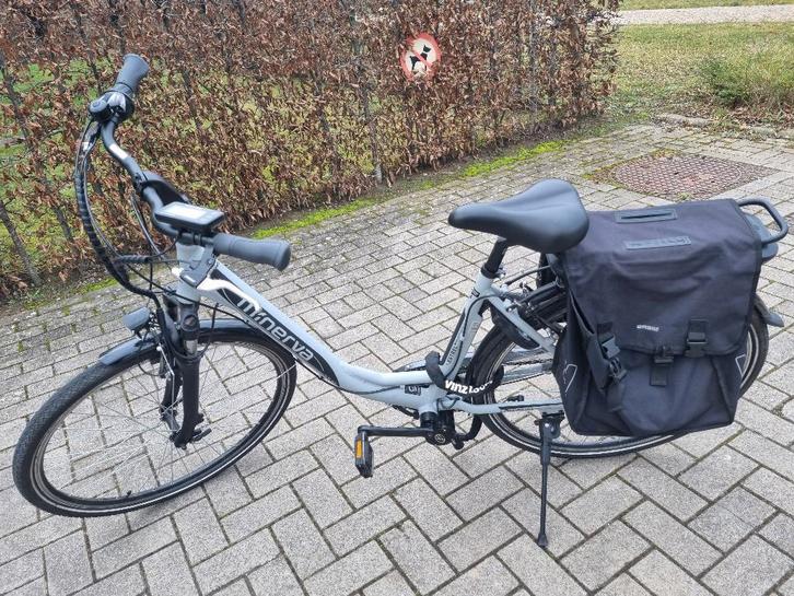 Vélo électrique  Moteur central Minerva  avec 281 km, Vélos & Vélomoteurs, Vélos électriques, Comme neuf, 50 km par batterie ou plus