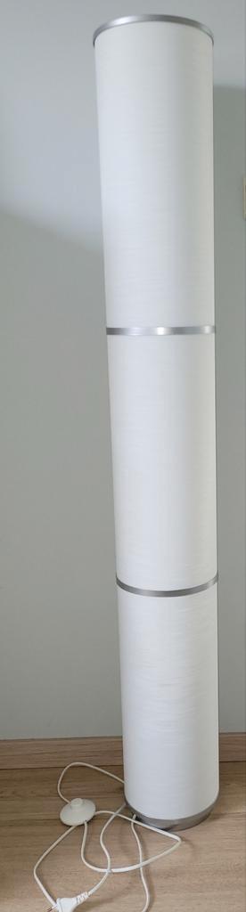 Staanlamp kan ook met de voet bediend worden  beschikbaar voor biedingen