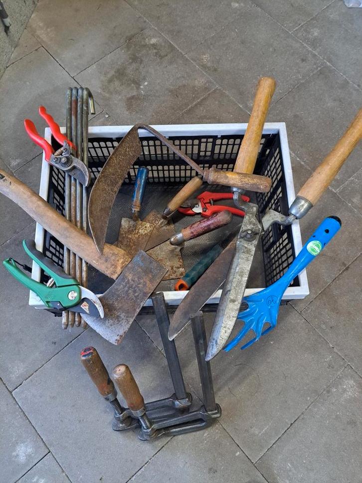 BAK MET TUINGEREEDSCHAP ., Tuin en Terras, Hand-tuingereedschap, Ophalen