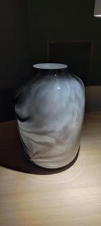 Vase the World Arctic Marble Medium - handgeblazen vaas, Antiquités & Art, Enlèvement