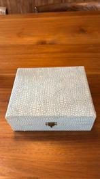 Coffret cadeau de naissance, Kinderen en Baby's, Kraamcadeaus en Geboorteborden, Ophalen of Verzenden, Nieuw