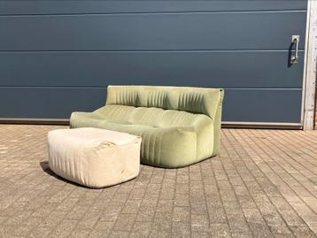 Pouf 100 % original Ligne Roset Aralia M. Ducaroy