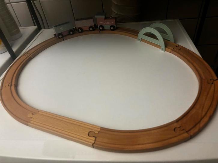 Litle Dutch Houten treinspoor met treintje, Kinderen en Baby's, Speelgoed | Houten speelgoed, Zo goed als nieuw, Overige typen