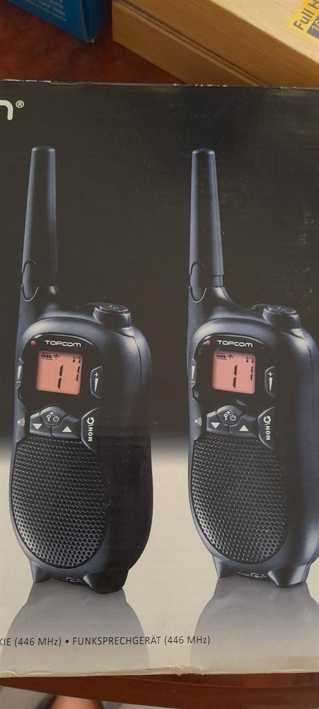 Paar walkietalkies van 10 km nieuw, nog onder de doos, Telecommunicatie, Portofoons en Walkie-talkies, Nieuw, Portofoon of Walkie-talkie